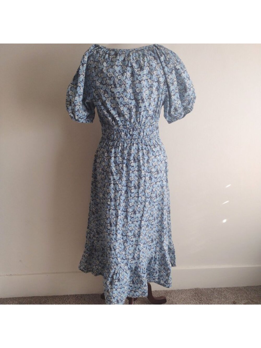 Vineyard Vines Blue Floral Dress L Cotton Puff Sleeves Midi w POCKETS - Picture 10 of 10